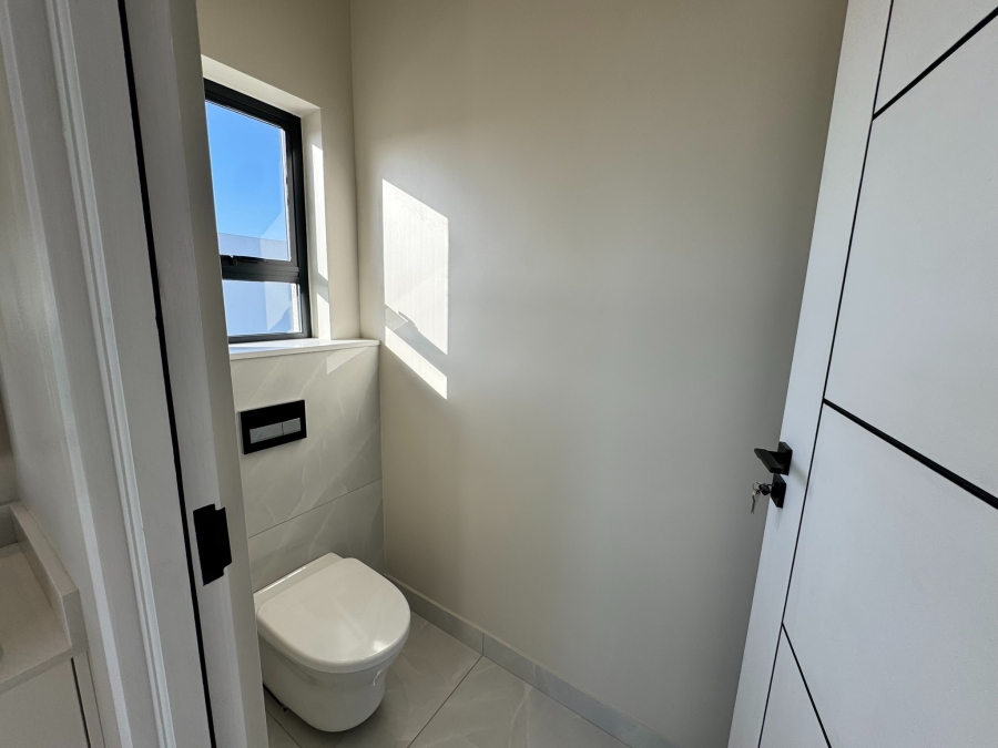 3 Bedroom Property for Sale in Sandown Western Cape